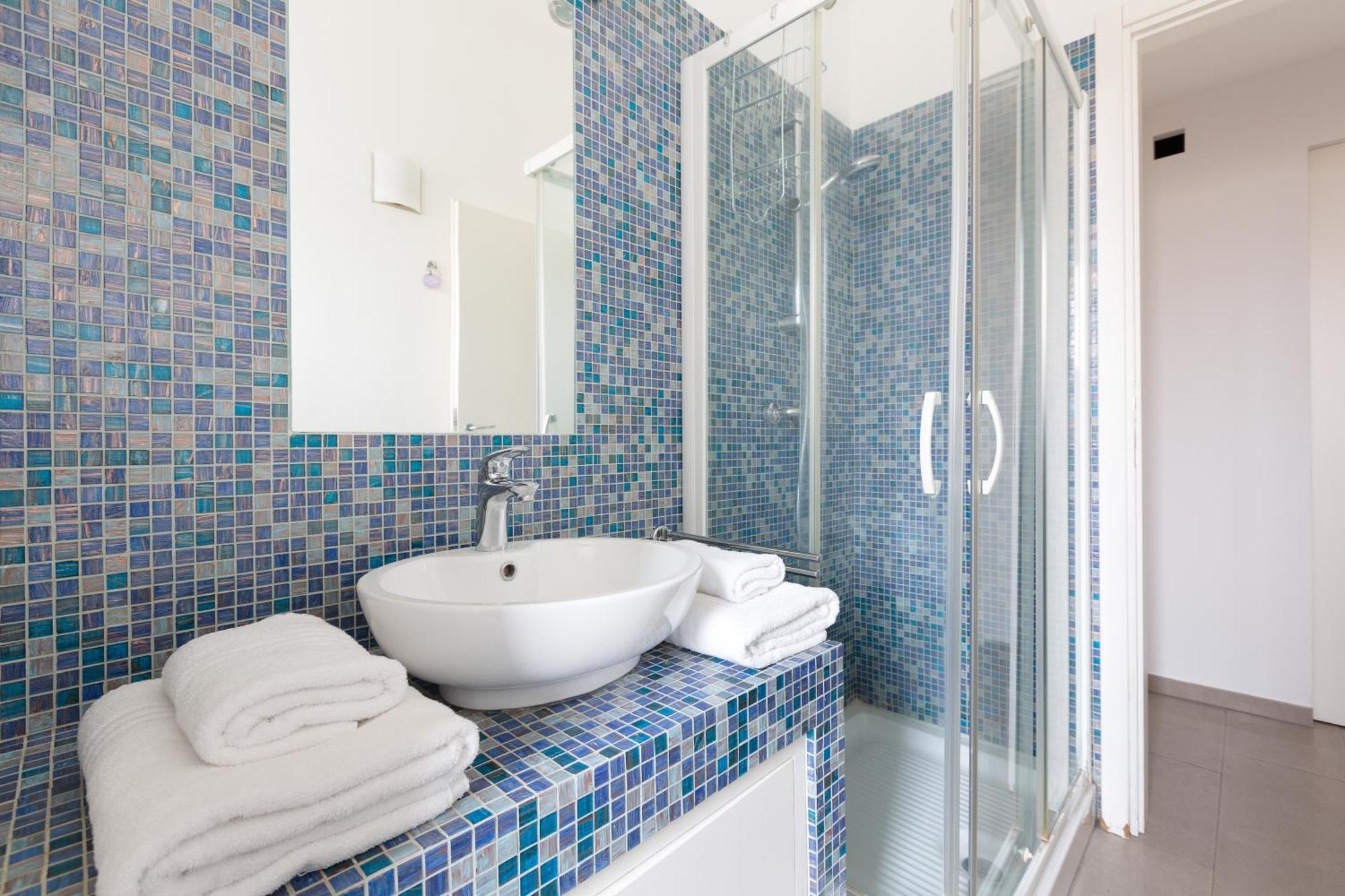 Apartament Cozy Apt With Balcony - Mm2 Sant'Agostino Mediolan Zewnętrze zdjęcie