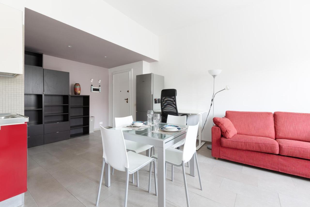 Apartament Cozy Apt With Balcony - Mm2 Sant'Agostino Mediolan Zewnętrze zdjęcie