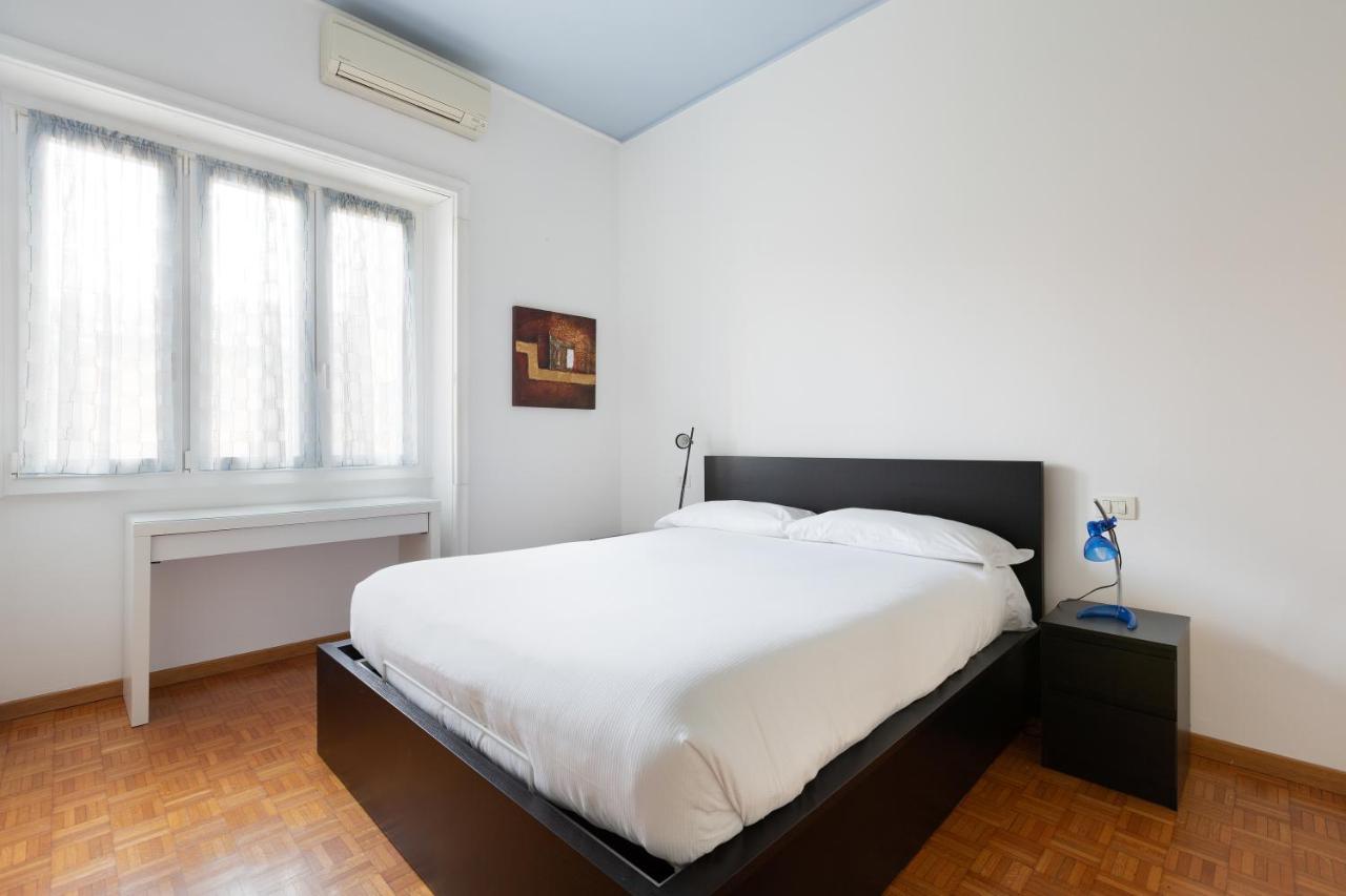 Apartament Cozy Apt With Balcony - Mm2 Sant'Agostino Mediolan Zewnętrze zdjęcie